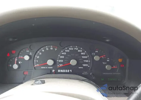 2005 Ford Explorer Eddie Bauer z USA, uszkodzony, nr VIN 1FMZU64K15UA92306